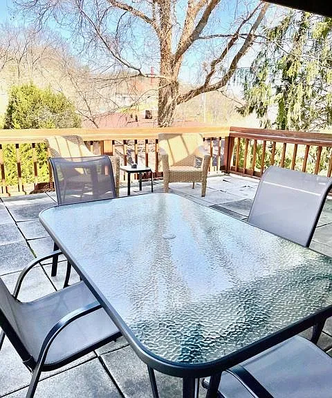 1026 Paradrome St #2 — Photo 4