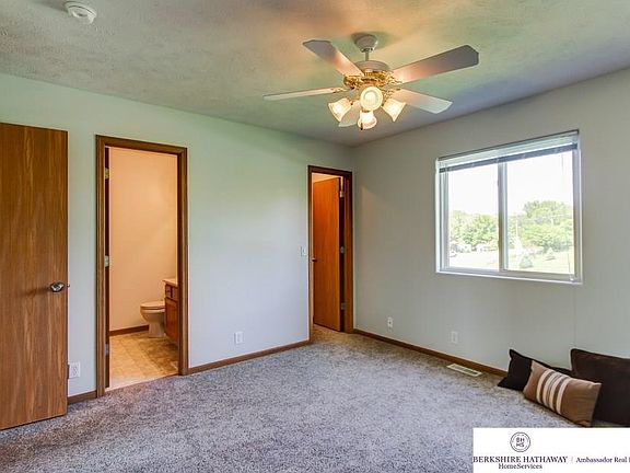 5th image of 6721 N 114th Avenue Cir