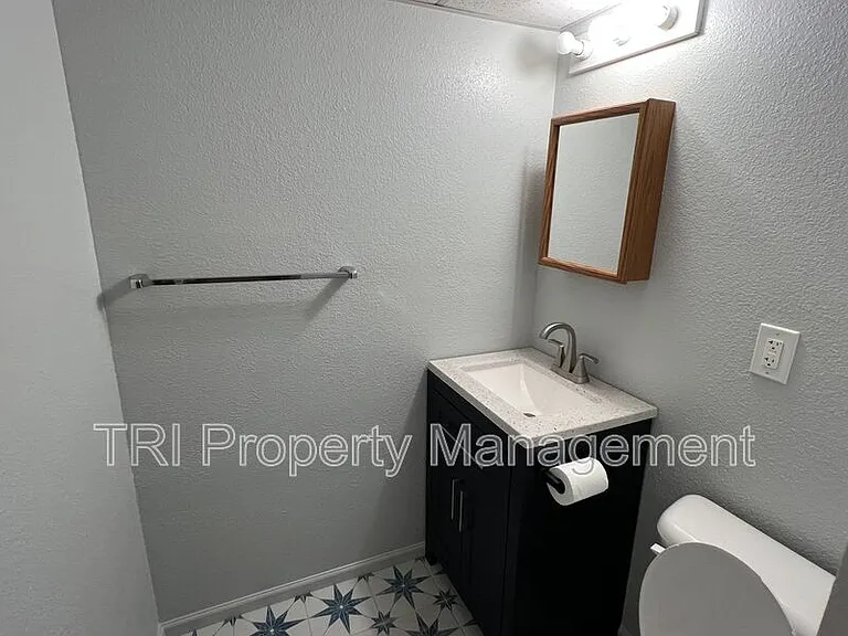 2501 Charolais Dr — Photo 13