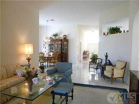 5th image of 9919 Arbor View Dr S