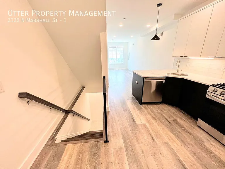 2122 N Marshall St #1 — Photo 17