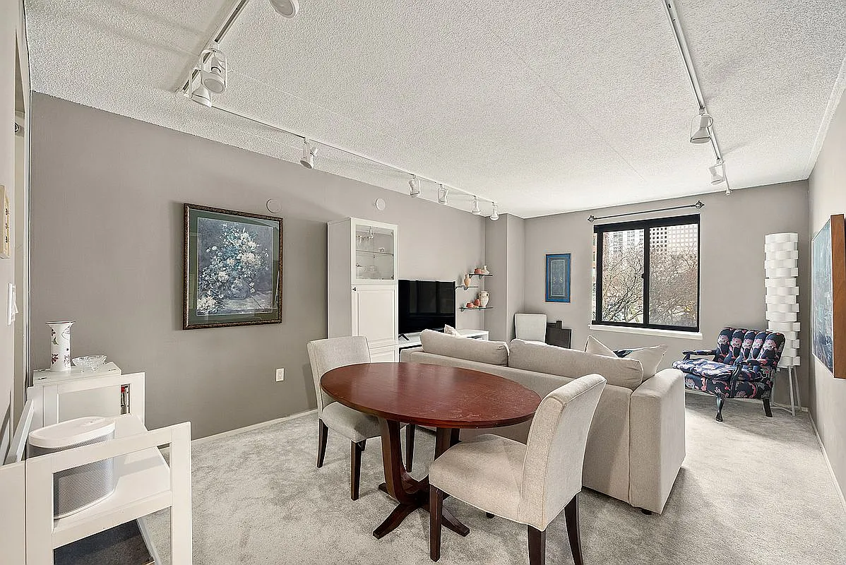 280 Rector Pl APT 3E photo 1