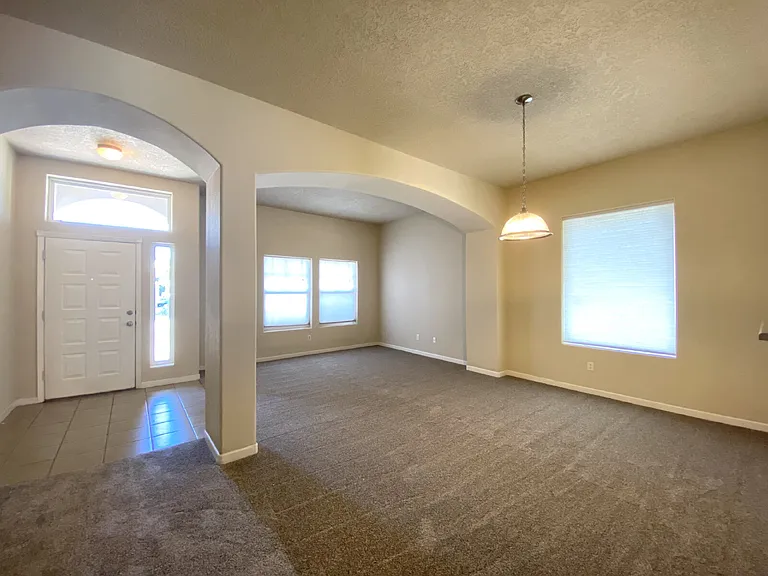 2132 Palenque Dr SE — Photo 2