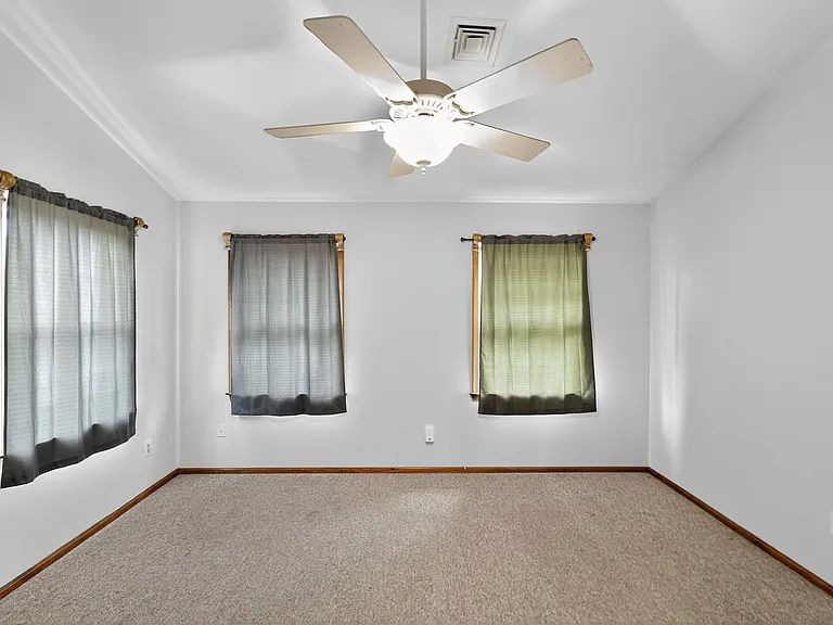 131 Chalkboard Ct — Photo 23