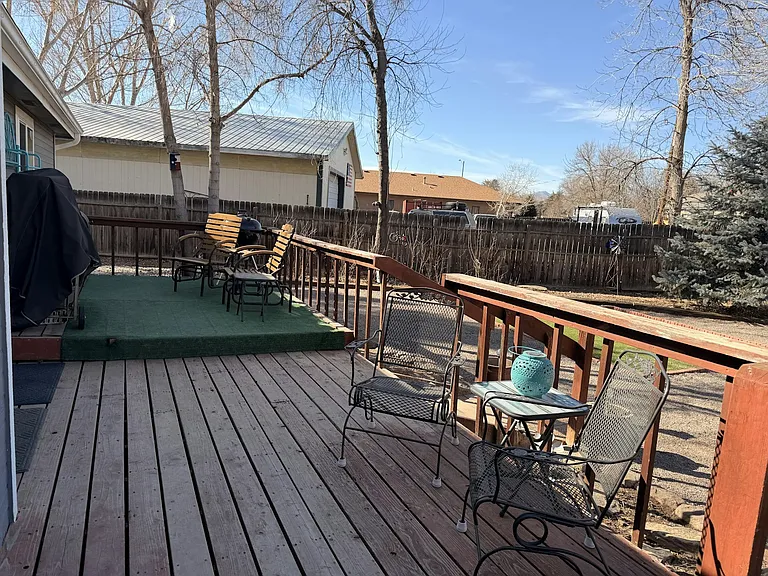 Huge yard and deck area