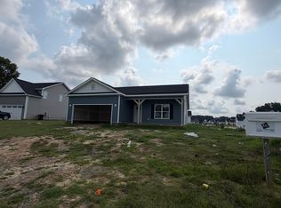 3229 Meadow Dr, Farmville, NC 27828