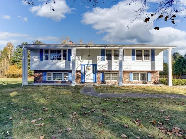 122 Crouse Drive, Amsterdam, NY 12010