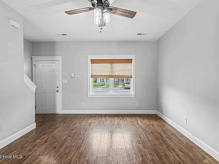 110 Justice Farm Dr — Photo 6