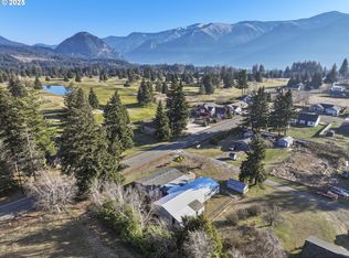 12 Pearl Ln, Carson, WA 98610