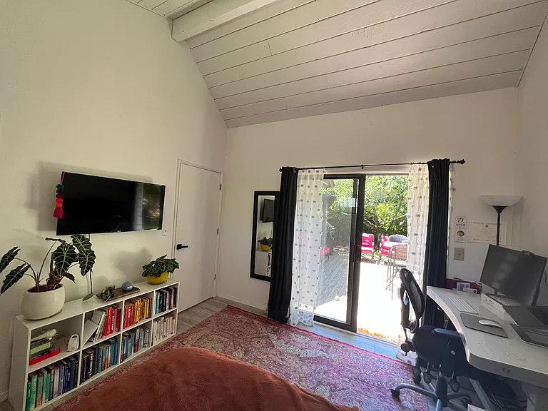 4030 Patterson St — Photo 7