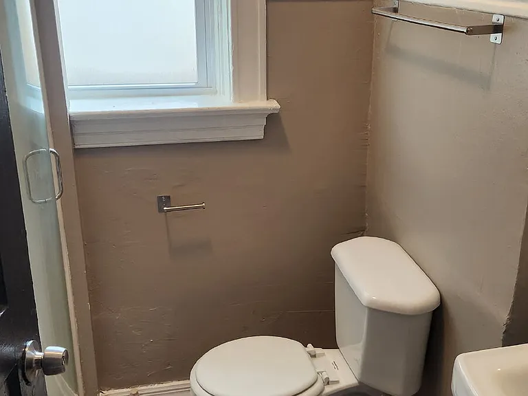 3437 Alberta St #1F — Photo 12