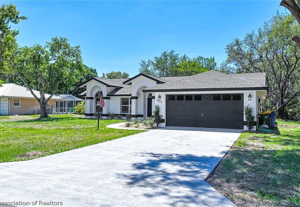 1st image of 4425 Alcantarra Ave