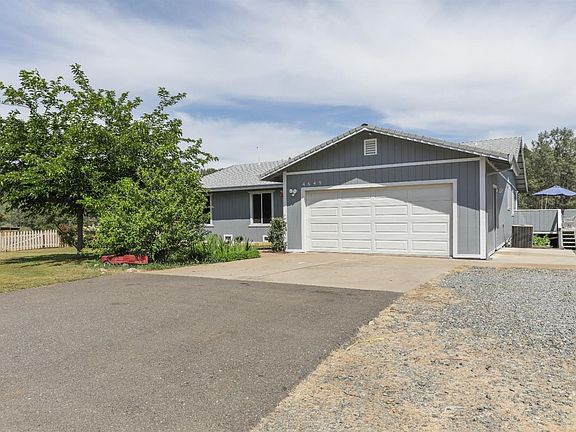 3rd image of 4649 Holly Dr