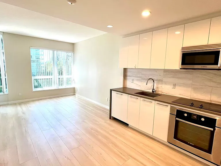 5728 Berton Ave #607 — Photo 2