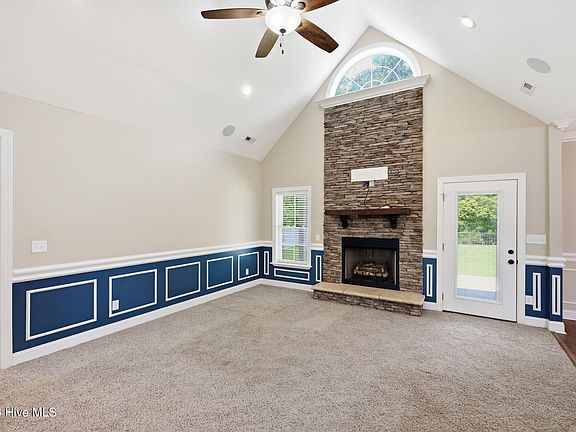 4th image of 219 White Oak Bluff Road