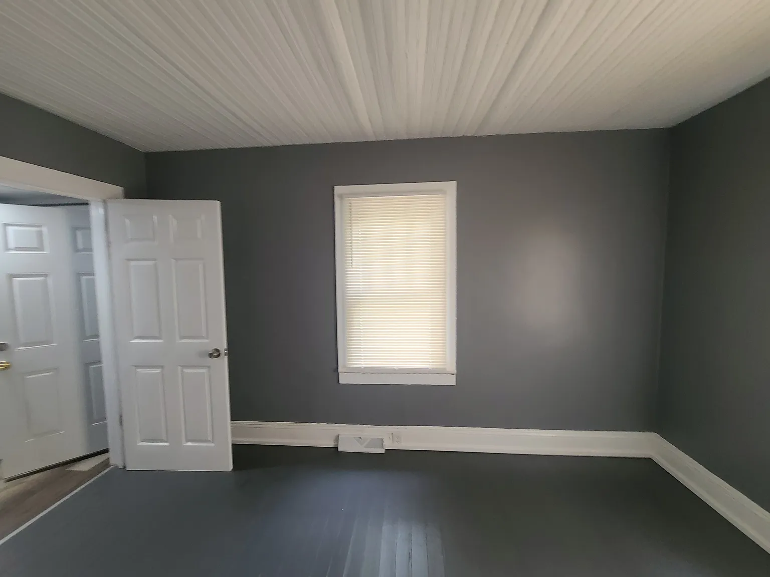 2 bed, 710 sqft, $1,025 — Photo 4