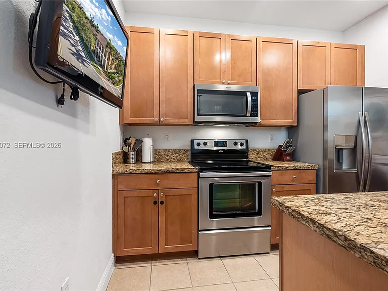 1119 SW 147th Ave — Photo 4