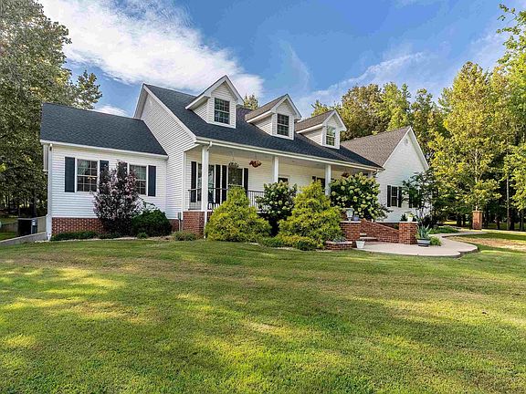 2nd image of 2006 Emily Ln