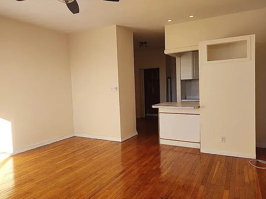 Rented by Limestone Realty Bklyn, LLC | media 9