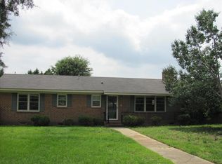 2330 W Meadow Ln, Florence, SC 29501