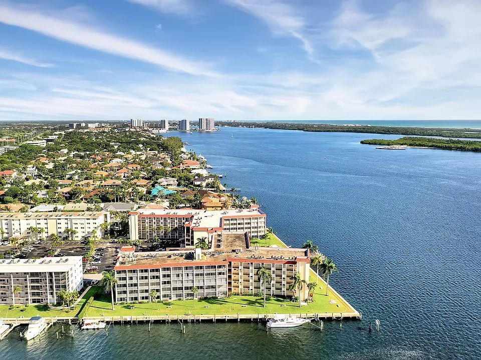 100 Paradise Harbour Blvd #408