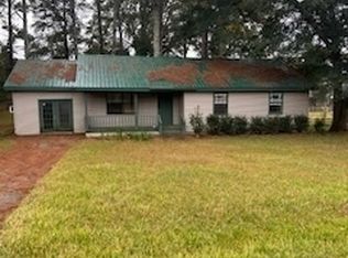 47 Hill Crest Dr, Thomaston, GA 30286