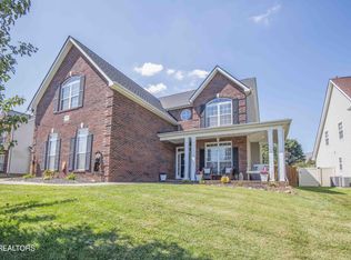 7513 Ashton Pointe Ln, Knoxville, TN 37931