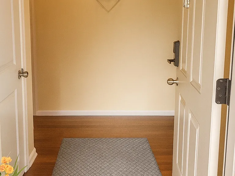 5640 Irish Way #204 — Photo 23