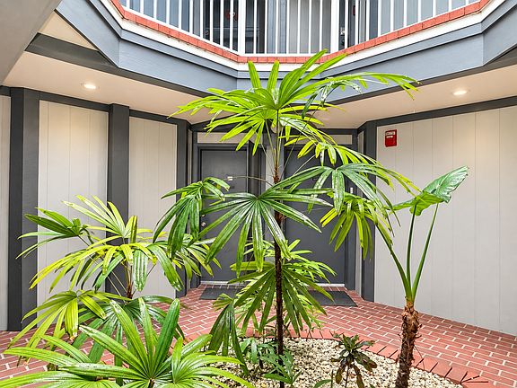 5th image of 3885 Atrium Dr #L-3