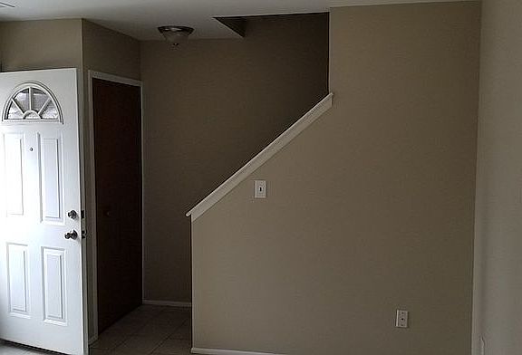 5th image of 8207 Bristol St #254