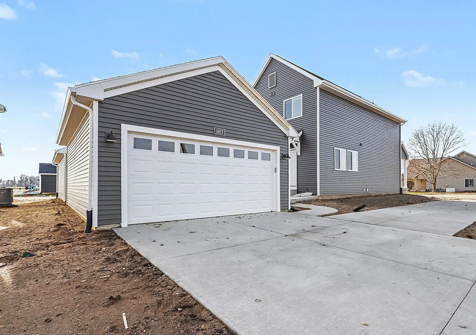 New Construction - Move-In Special: Get October FREE! Move in by September 30th to receive FREE r... — Photo 2