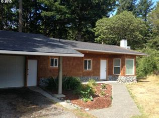 2409 Arizona St, Port Orford, OR 97465