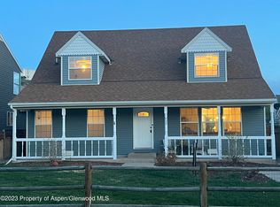 453 Columbine Dr, Rifle, CO 81650