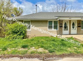 302 W Nickell Ave, Independence, MO 64050