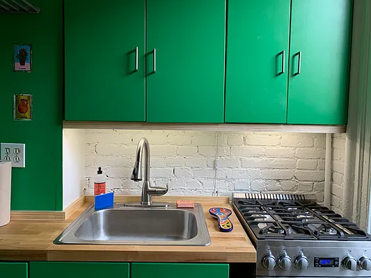 Rented by Corcoran | media 25