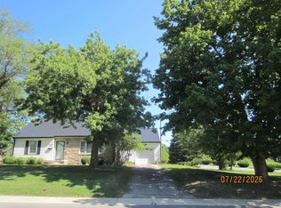1102 W Jeffras Ave, Marion, IN 46952