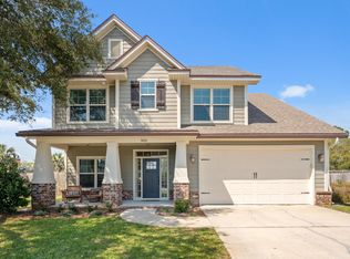 903 Tadpole Ave, Niceville, FL 32578