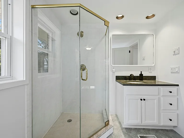 8908 Great Peconic Bay Blvd — Photo 12