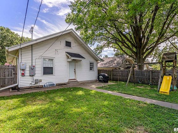 5th image of 2512 E 18th St