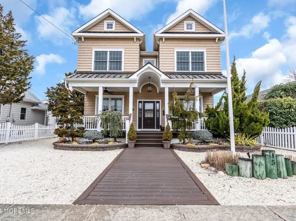 15 New Brunswick Avenue, Lavallette, NJ 08735