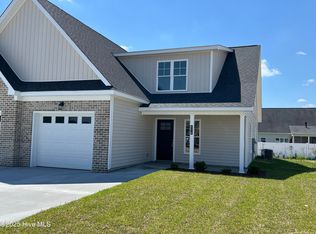 821 Sarah Rebecca Dr #B, Greenville, NC 27834