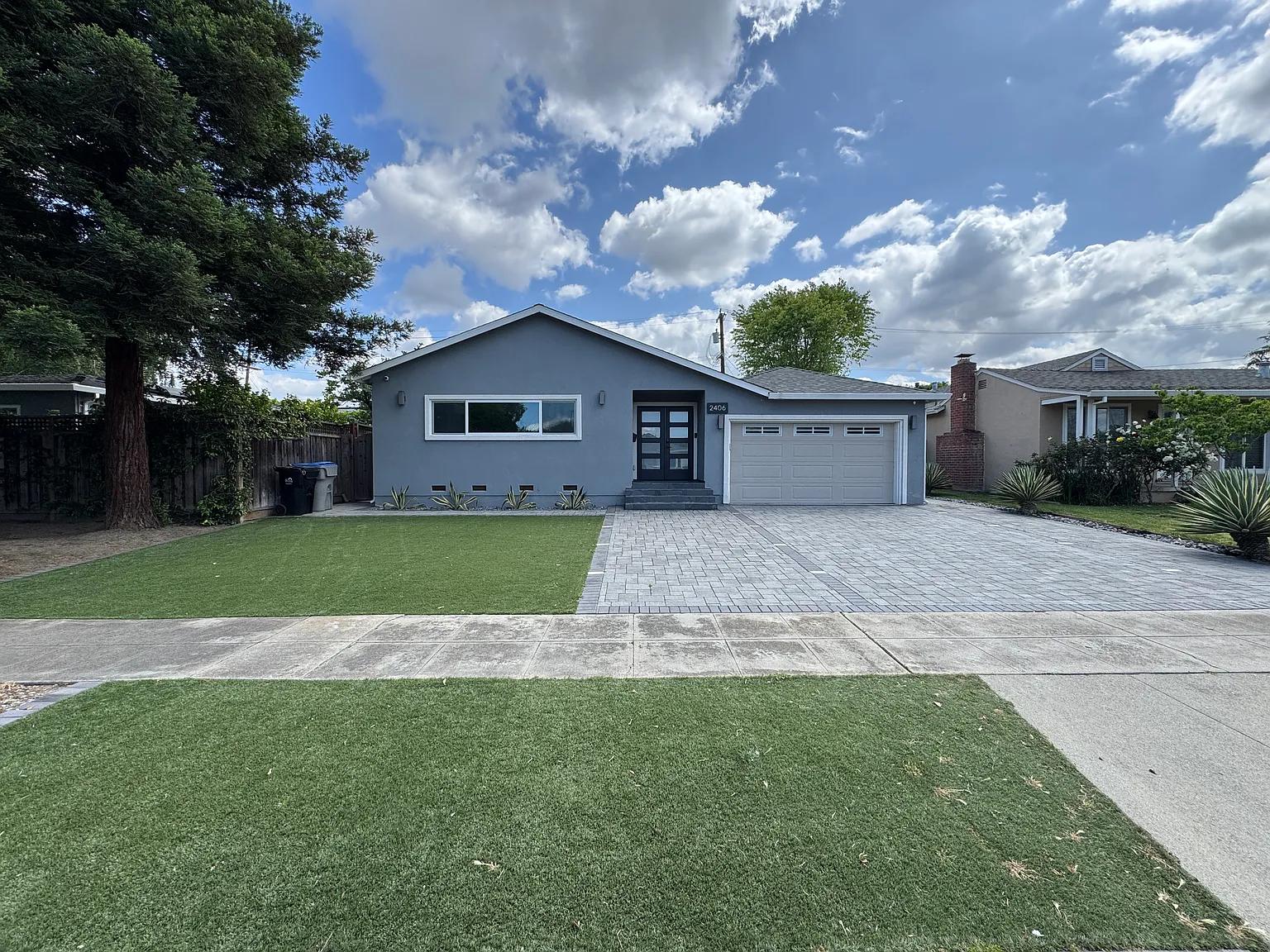 5 bed, 4.5 bath, 2700 sqft, $10,500 — Photo 1