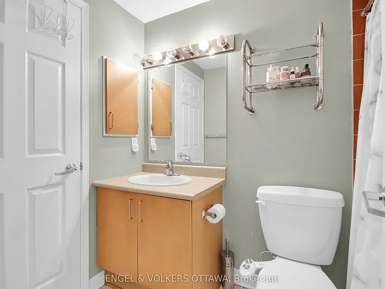 134 York St #607 — Photo 18