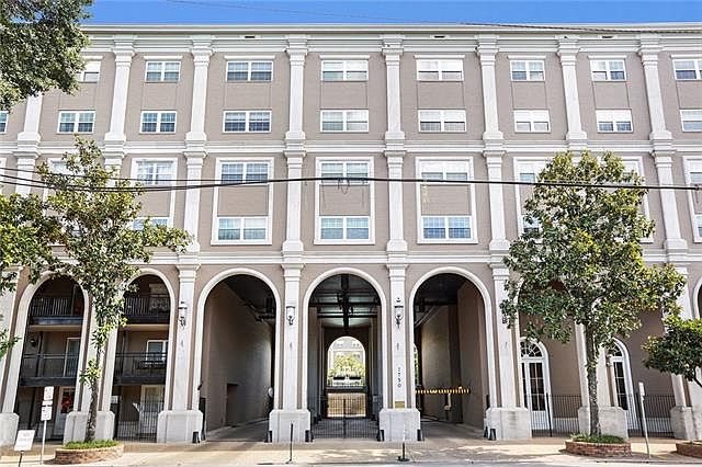 1st image of 1750 Saint Charles Ave APT 436