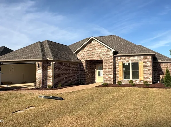 47 Grande Pines Cv, Jackson, TN 38305