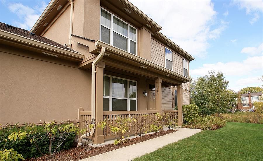 1st image of 1954 Crenshaw Cir