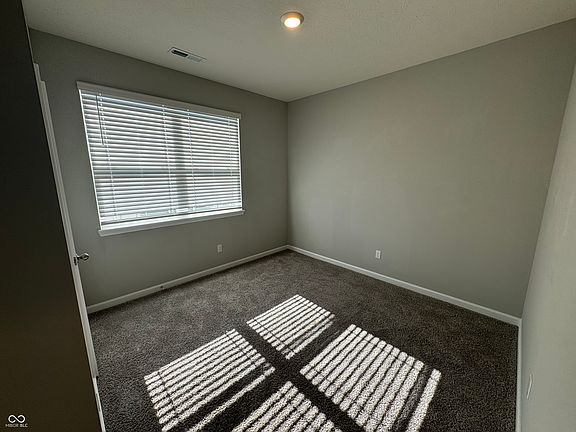 3rd image of 855 Downey Ln
