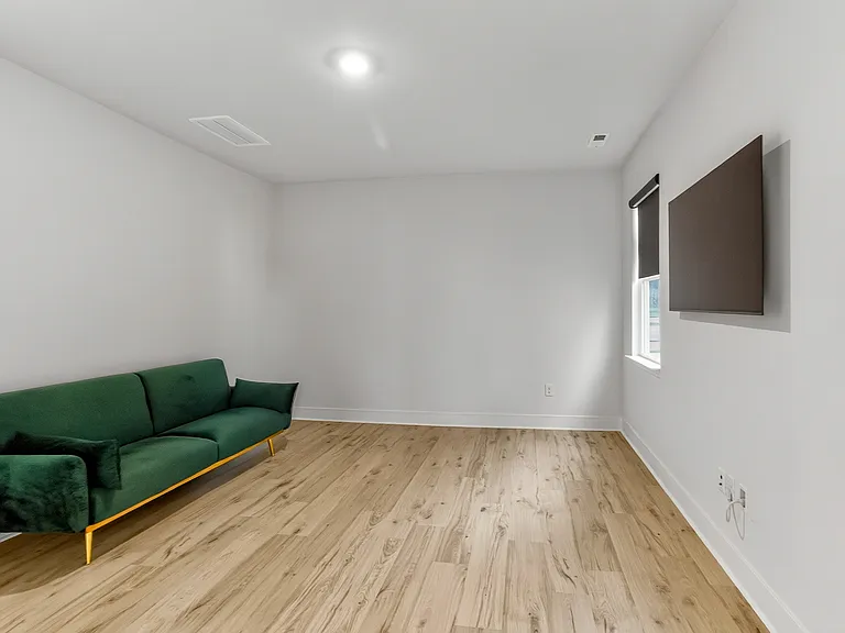 806 Dorset Stream Dr — Photo 15