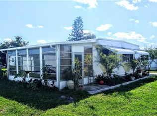 10 Casa Rio Ln, Port Saint Lucie, FL 34952