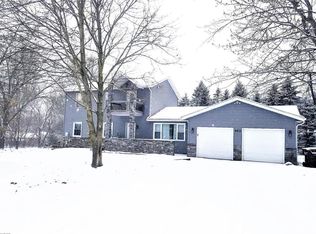 960 N Washington Rd, Lowell, MI 49331